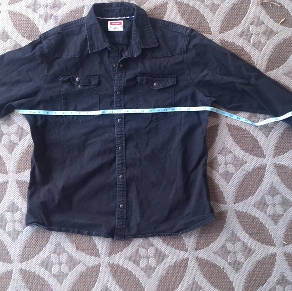 Wrangler Long Sleeved Pearl Snap - Picture 2 of 9